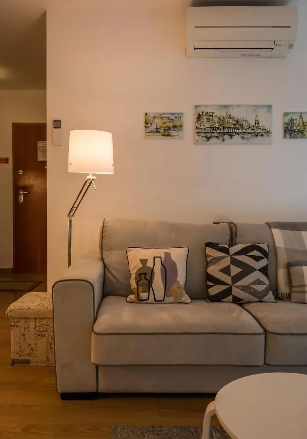 Best Of Principe Real Liberdade In The Heart Of Lisbon With Private Parking 0*,  Portugal